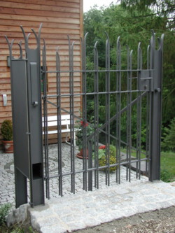 Filigrane Konstruktion mit organischen Endungen