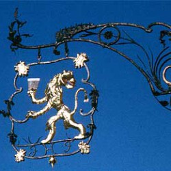 Nach Restaurierung und Vergoldung